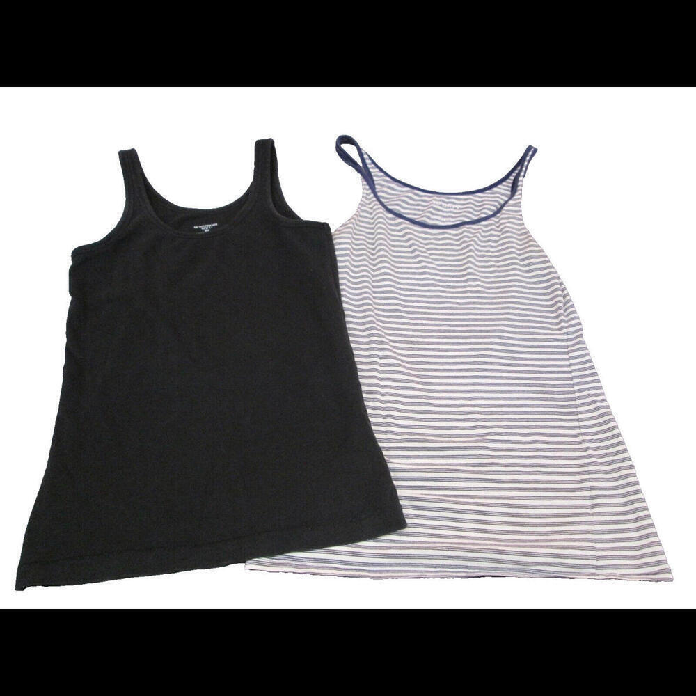 Womens Tank Tops Set of Two Size Medium Denver Hayes & Old Navy Black White Blue
